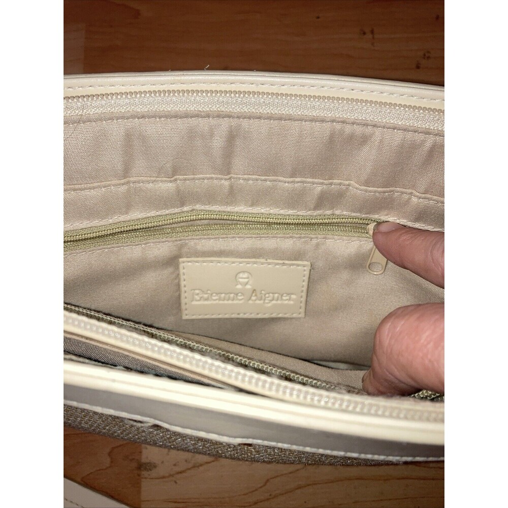 Etienne Aigner Beautiful Straw Handbag Adjustable Strap 7 Interior Compartments - Picture 10 of 12